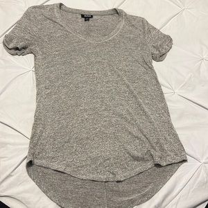 Grey t shirt
